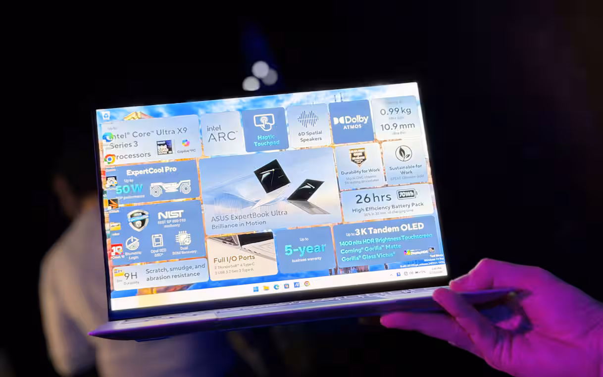 ASUS ExpertBook Ultra, il pc ultraleggero per il business mobile