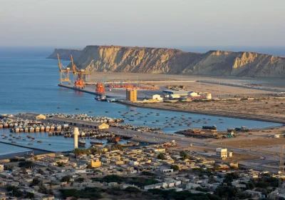 Guerra in Iran, ecco come rischia di far lievitare i prezzi sugli scaffali dei negozi