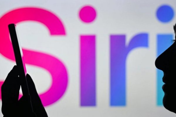 iOS 27 porterà tante novità per Siri: nuova app, integrazione con la Dynamic Island e molto altro