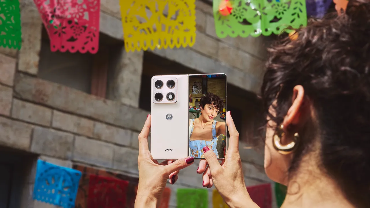 Motorola abbandona l’entry-level per puntare al premium: ecco Razr Fold e Signature