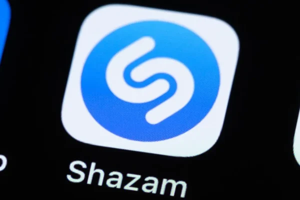 ChatGPT, arriva l’integrazione con Shazam: come si attiva e come funziona