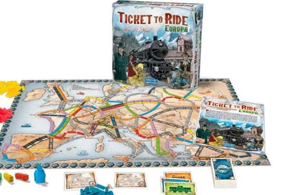 Da Ticket to Ride a Splendor, da Warhammer 40.000 a D&D, quando i giochi arrivano al cinema