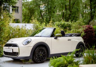 Mini Cooper Paul Smith Edition: l’anteprima esclusiva alla Milano Design Week