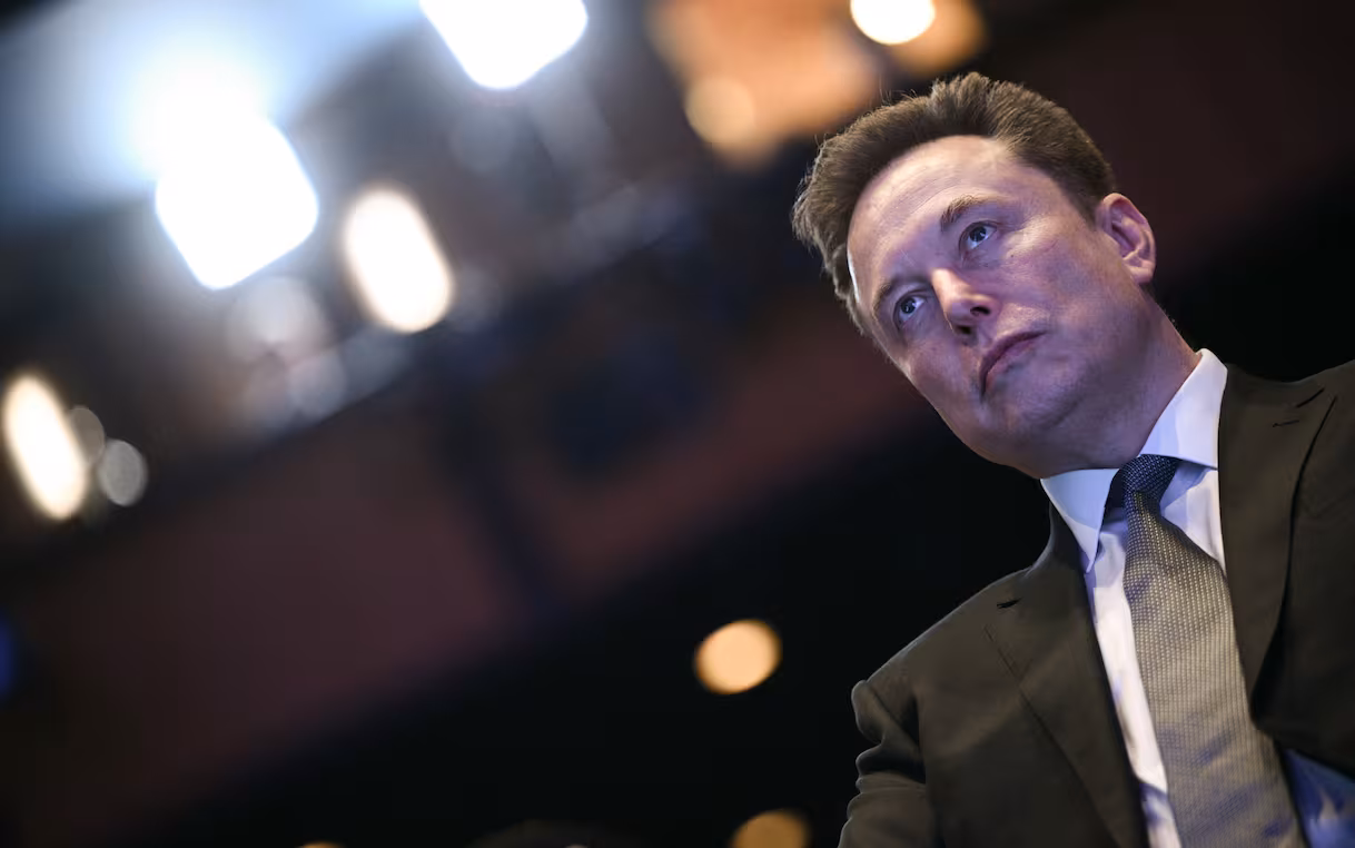 Francia: Musk e Yaccarino sotto inchiesta dalla Procura di Parigi