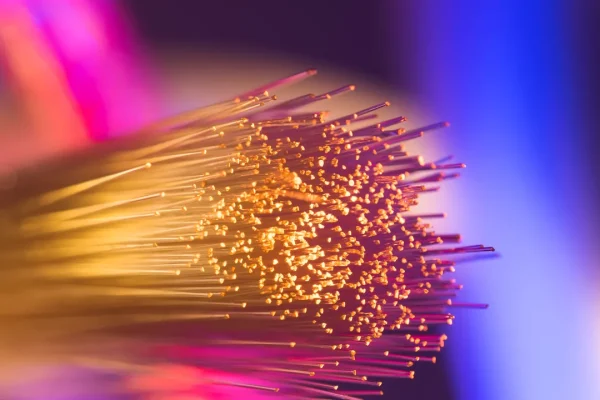 Fibra per pochi e ritardi per molti, quanto è (ancora) lontana l’Italia dall’obiettivo della Gigabit society