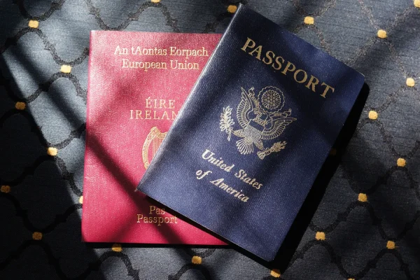 L’American Dream è Tramontato? Sempre Più Statunitensi Si Rivolgo al Passaporto Irlandese