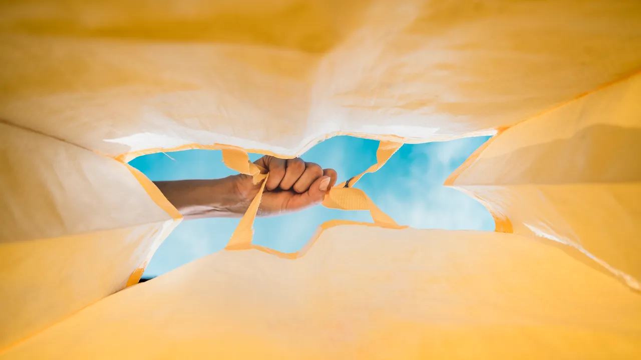 Siamo un’Italia di plastica, che però è sempre più costosa. Che sia arrivato il tempo di quella bio-based?