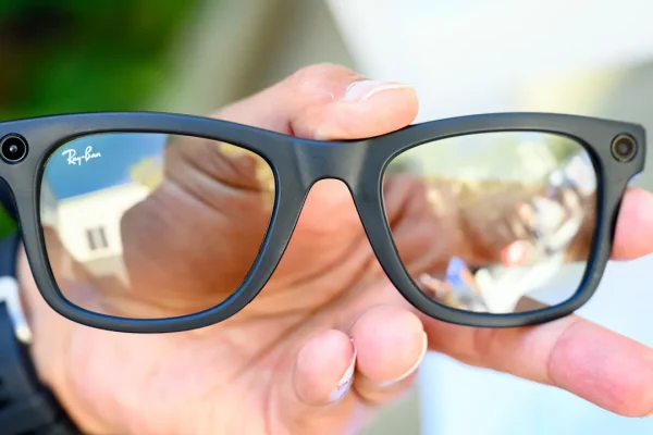 Smart glasses: il loro vantaggio competitivo è la posizione sul viso