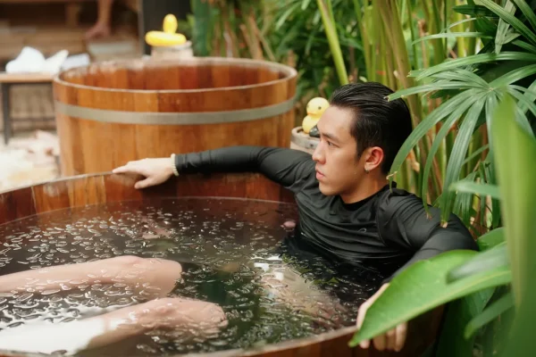 Cold plunge prima o dopo l’allenamento? Qual è il momento migliore per immergersi nell’acqua gelata