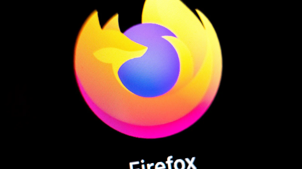 Claude Mythos Collabora con Mozilla per Risolvere 271 Vulnerabilità di Firefox