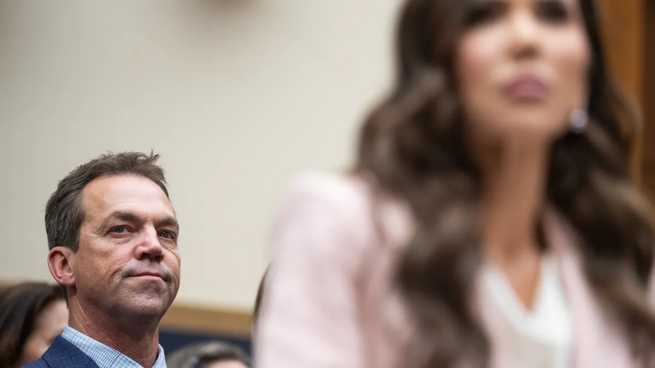 Cos’è la bimbofication e perché forse ne stiamo parlando nel modo sbagliato (e pericolosamente ipocrita)