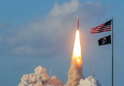 Perché la traiettoria della missione Artemis II verso la Luna non è diretta e lineare (ed è un’opera d’arte di ingegneria)