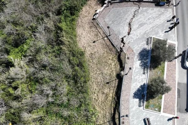 La frana di Petacciato, in Molise, si riattiva dopo 11 anni spezzando la dorsale adriatica