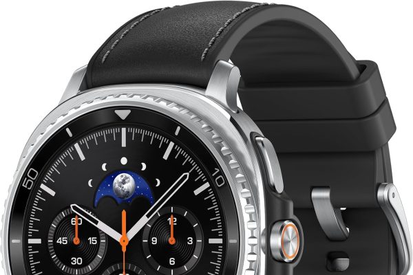 Samsung Galaxy Watch8 Classic (Black, BT, 46mm) Smartwatch Galaxy AI, Design Resistente agli Urti, Ghiera Girevole, Processore 3nm, Monitoraggio Attività Fisica e Sonno, One UI 8 [Versione Italiana]