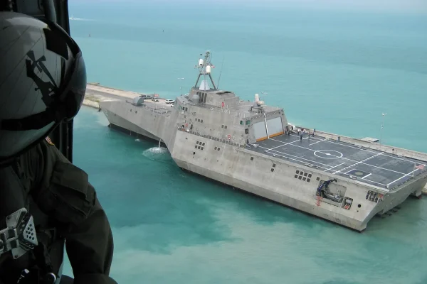 La Sfida della Missione: Scoprire e Distruggere le Mine nello Stretto di Hormuz