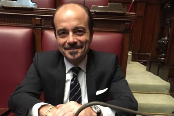 Butti: La Sovranità dell’AI a Rischio se i Modelli sono Sviluppati all’Estero