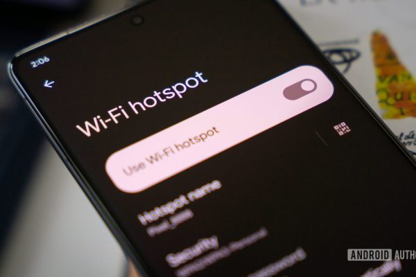 FCC amplia il divieto sui router Wi-Fi includendo anche gli hotspot: preghiamo che non comprometta ulteriormente l’accordo