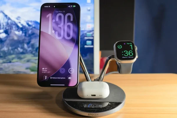 Supporto Anker MagSafe 25W: il caricatore 3-in-1 perfetto per iPhone [Prova Pratica]