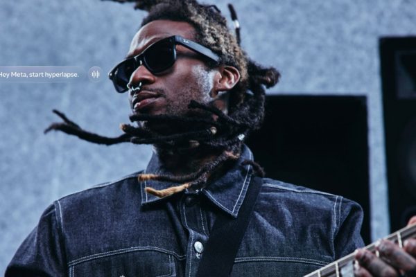 Apple accelera sugli occhiali smart: quattro design in test per sfidare Meta Ray-Ban entro il 2027