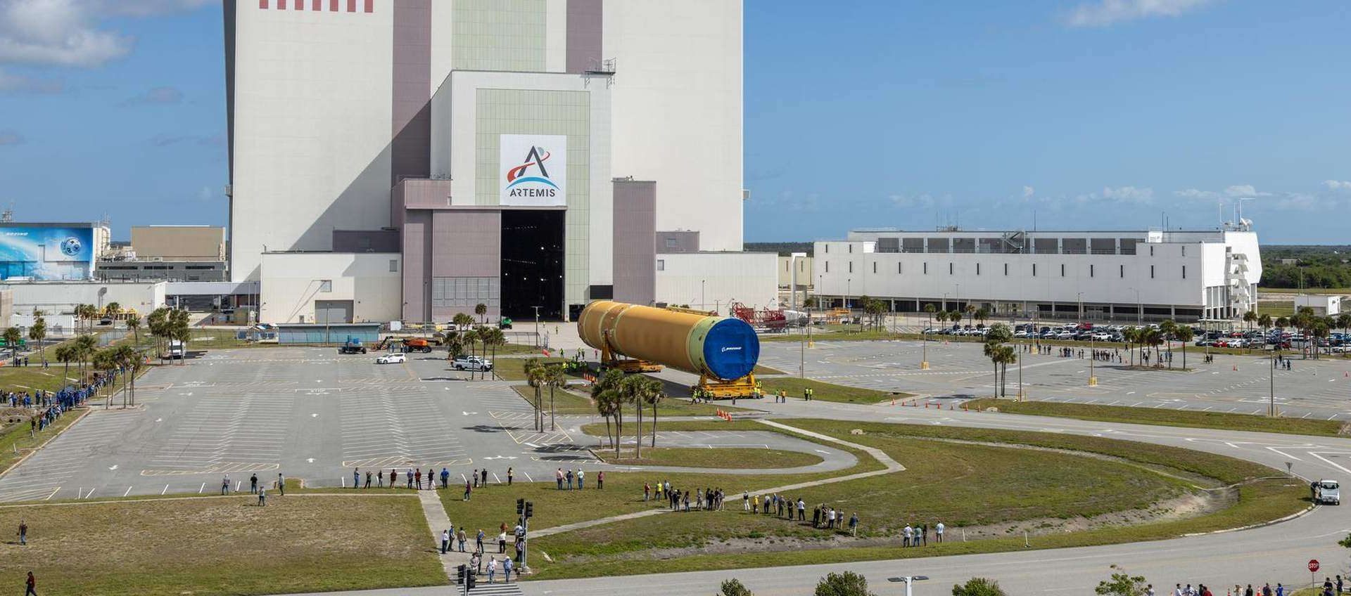 Artemis III: la missione verso la Luna rinviata al 2027?
