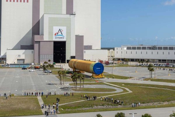 Artemis III: la missione verso la Luna rinviata al 2027?