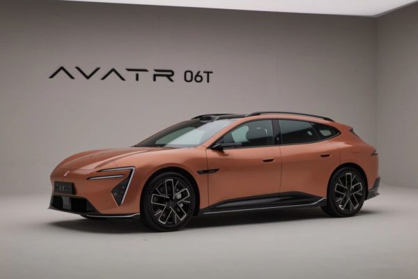 Avatr presenta la station wagon perfetta: 955 CV e autonomia impressionante di 1.250 km