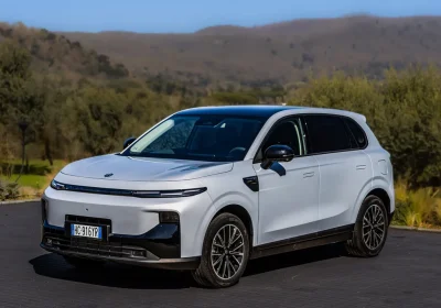 Leapmotor B10 REEV Hybrid: la prova del SUV ibrido che offre un’esperienza di guida elettrica