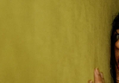 Pronti a perdervi (di nuovo) nelle Backrooms? Tutto quello che dovete sapere del film che arriverà a maggio