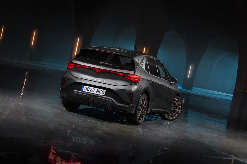 CUPRA Born Impulse+: Prestazioni e Stile Unici per il Mercato Italiano