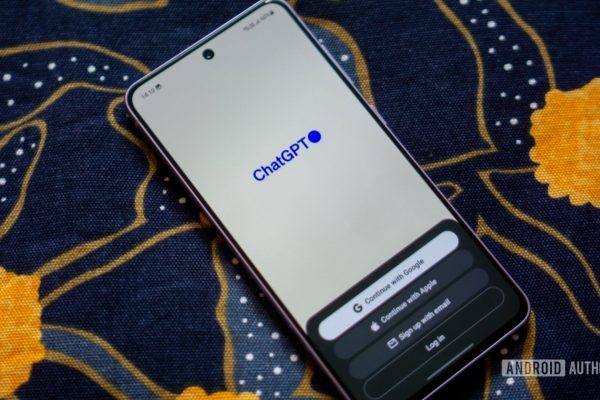 OpenAI sta preparando un grande lancio di smartphone con chip personalizzati
