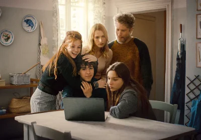 Non abbiamo bisogno di parole: il film che ti insegna a decifrare il linguaggio della sordità