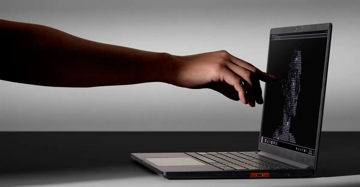 Framework presenta il Laptop 13 Pro: il MacBook Pro ideale per gli utenti Linux