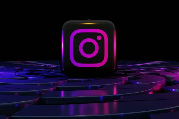 Facebook e Instagram perdono utenti: segni di contenuti di bassa qualità