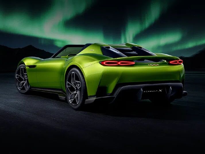 Fang Cheng Bao a Pechino: Tre Berline e la Supercar Formula X in Vetrina