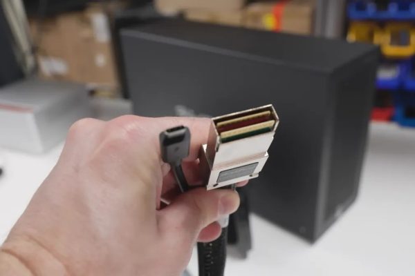 GPU esterne: PCI-SIG porta le prestazioni vicine al 100%, ma il collegamento costa più di una RTX 5090