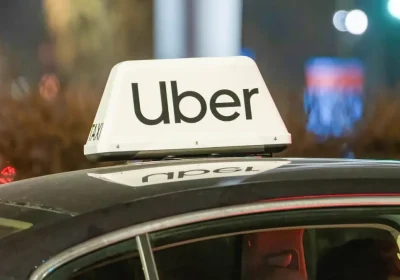 Uber Ritira i Tuoi Resi Direttamente dalla Porta di Casa!