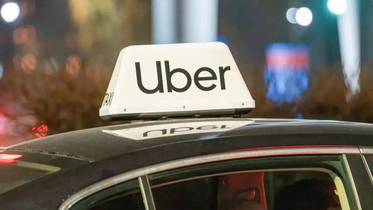 Uber Ritira i Tuoi Resi Direttamente dalla Porta di Casa!