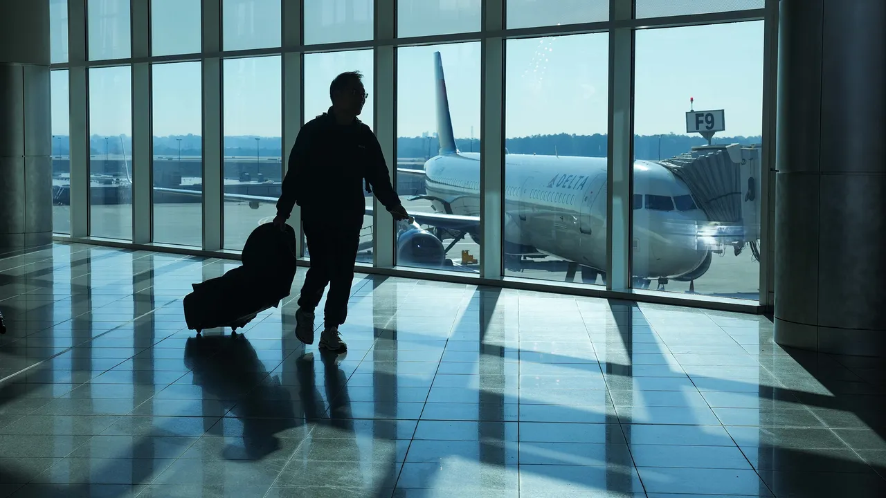 Aumento dei Prezzi dei Voli: Consigli degli Esperti per Risparmiare sulle Vacanze