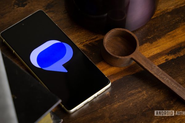 Google Messages si prepara a lanciare sfondi personalizzati