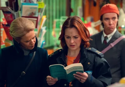 Da Belfast al Paradiso: Scopri la Magia della Nuova Serie della Creatrice di Derry Girls e la Sua Colonna Sonora Incredibile