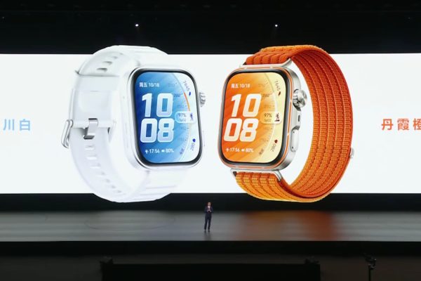 Questi orologi HUAWEI somigliano all’Apple Watch, ma offrono un’autonomia di una settimana