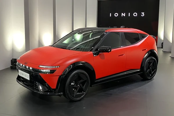 Hyundai IONIQ 3: Scopri il Nuovo Design e la Tecnologia del Segmento B