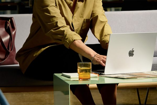 Imperdibile Offerta MacBook Pro: Risparmia quasi 900€ sul modello M4 Max da 16,2”, 36GB di RAM e 1TB di SSD!