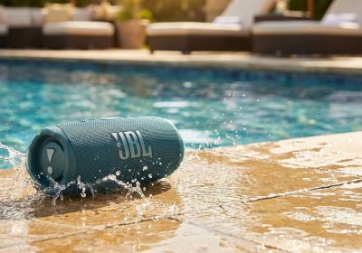 Risparmia il 38% su Amazon: JBL Charge 6 IP68 con 28 ore di autonomia!