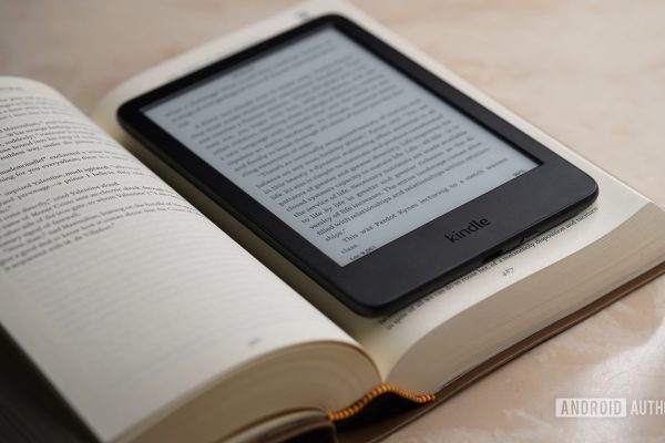 Le indagini rivelano: i lettori abbandonano i Kindle e scelgono un concorrente vincente!