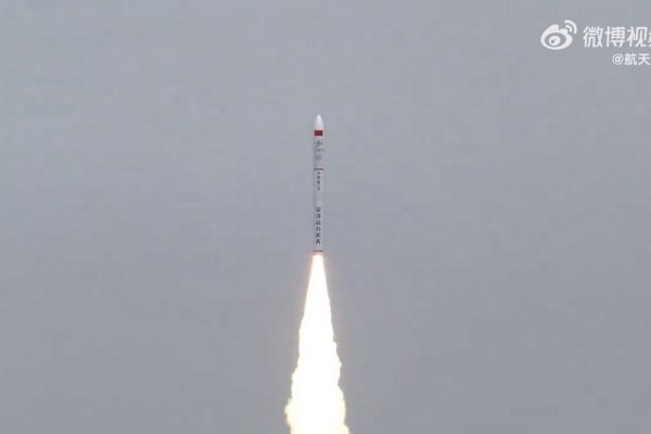 L'Iran avrebbe acquistato un satellite per l'imaging terrestre dalla Cina per colpire le basi militari USA