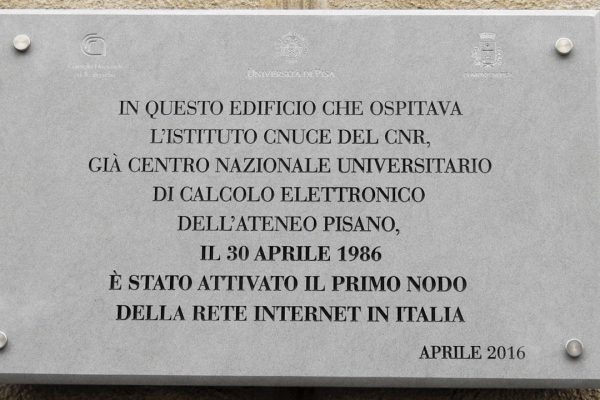 L’Italia e il Suo Primo Accesso a Internet: La Storia del CNUCE da Pisa