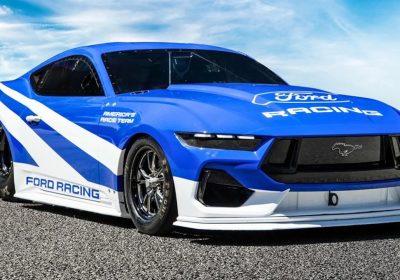 La Ford: l’auto elettrica più veloce al mondo con 2.200 CV e 357 km/h, quarto di miglio in meno di 7 secondi!