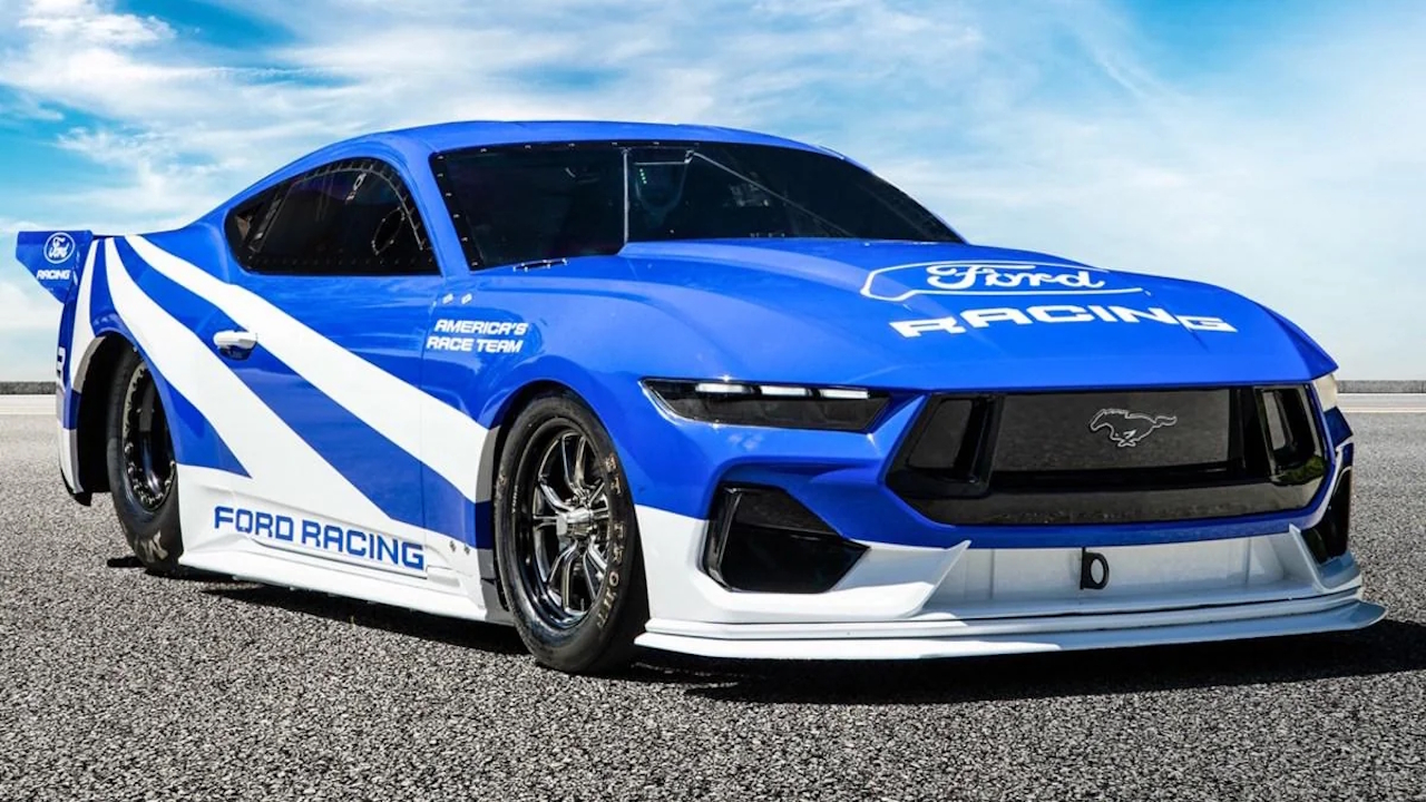 La Ford: l’auto elettrica più veloce al mondo con 2.200 CV e 357 km/h, quarto di miglio in meno di 7 secondi!