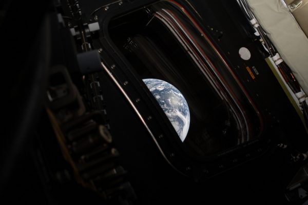 La NASA ha rilasciato le prime fotografie ad alta risoluzione catturate dagli astronauti di Artemis II